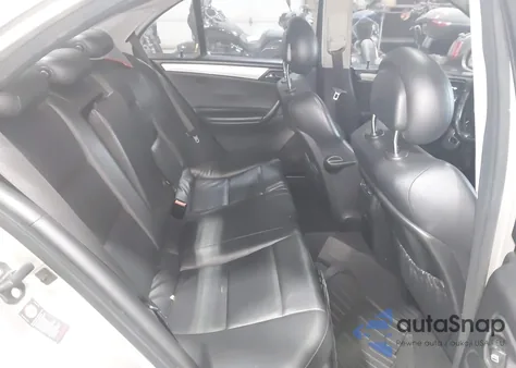 2005 Mercedes-Benz C 230 Kompressor Sport z USA, uszkodzony, nr VIN WDBRF40J65F574966